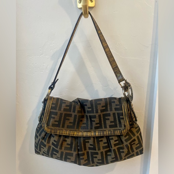 Authentic Fendi Baguette!! 💯 % - Picture 3 of 14